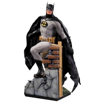 DC Comics Museum Quality Statue 1/4 Batman Version 2 48 cm